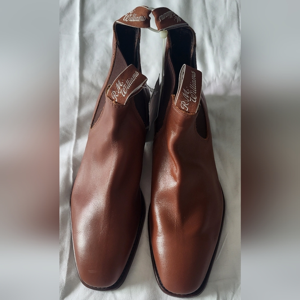 R.M. Williams Chestnut Leather Boots